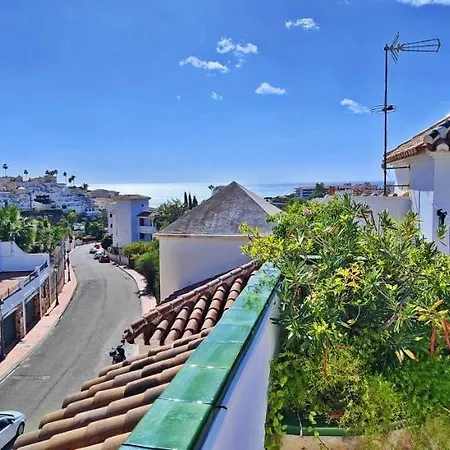 Ap389 - Pueblo Mediterraneo