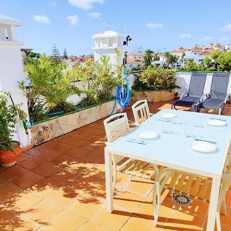 Ap389 - Pueblo Mediterraneo